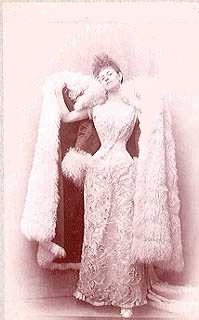 La contessa Greffulhe in abito da ballo